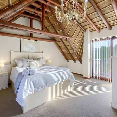 Moana Bay Villa Kaapstad Buitenkant foto